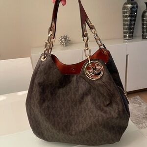 Brand NEW Micheal kors bag